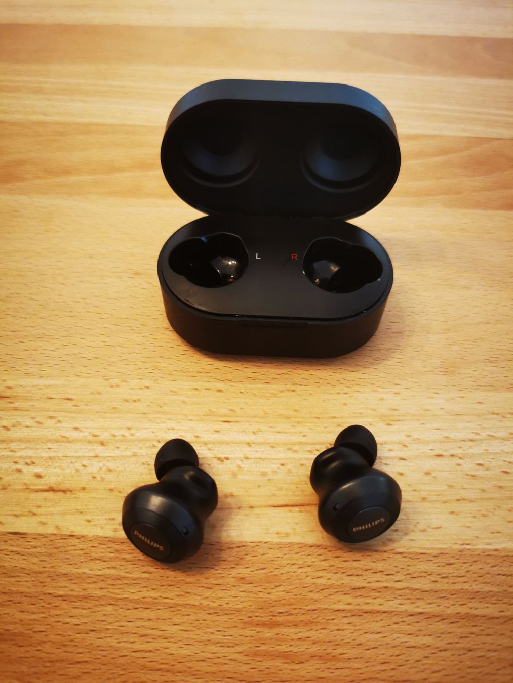 Philips Cuffie: Philips 8000 Series Noise Canceling Kopfhörer – Usato da Konolfingen venduto da olijan13 1