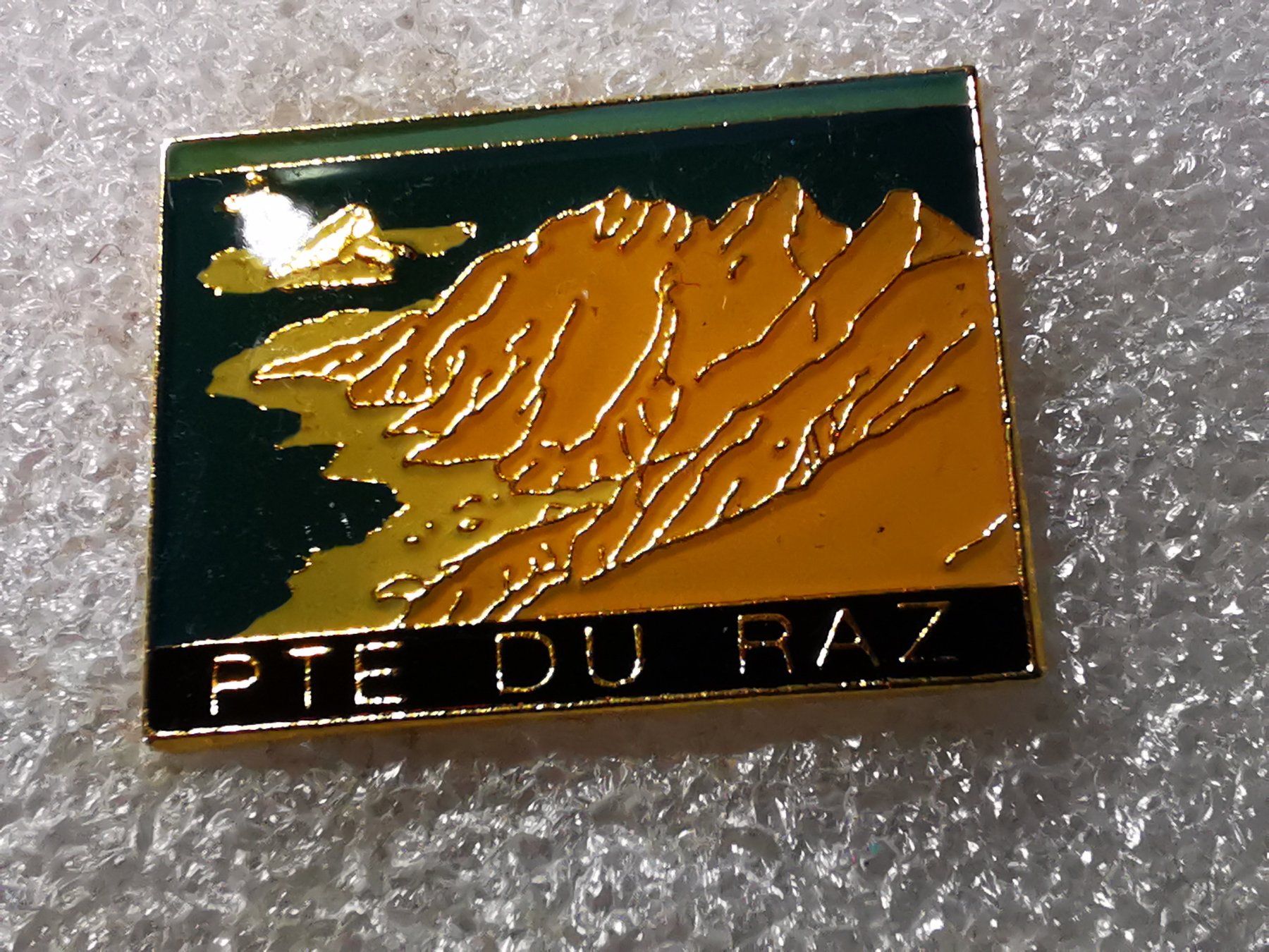 Placchette & Badge: Ansteckpin 38: Pte du raz – Usato da Oppligen venduto da Pin-Fall-Shop