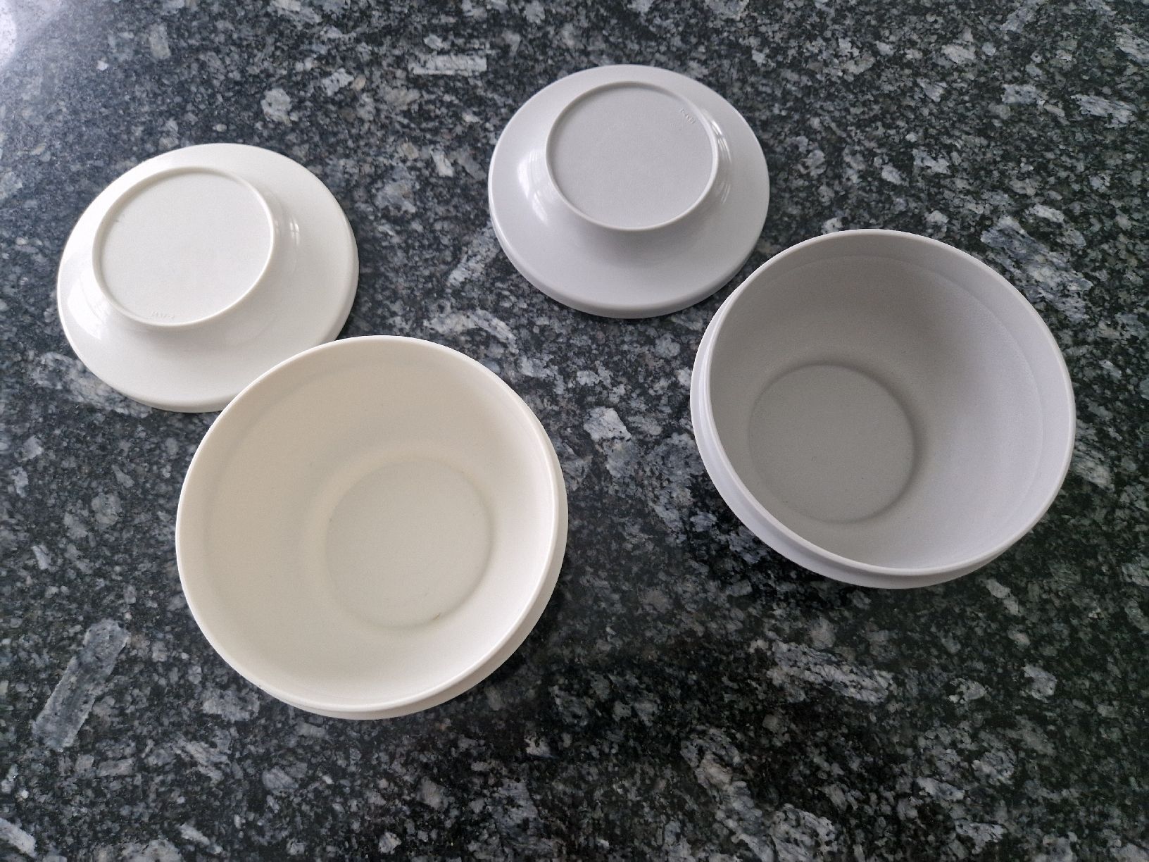 Tupperware Contenitori & Simili: TUPPERWARE contenitore – Usato da Mezzovico venduto da maemy 2