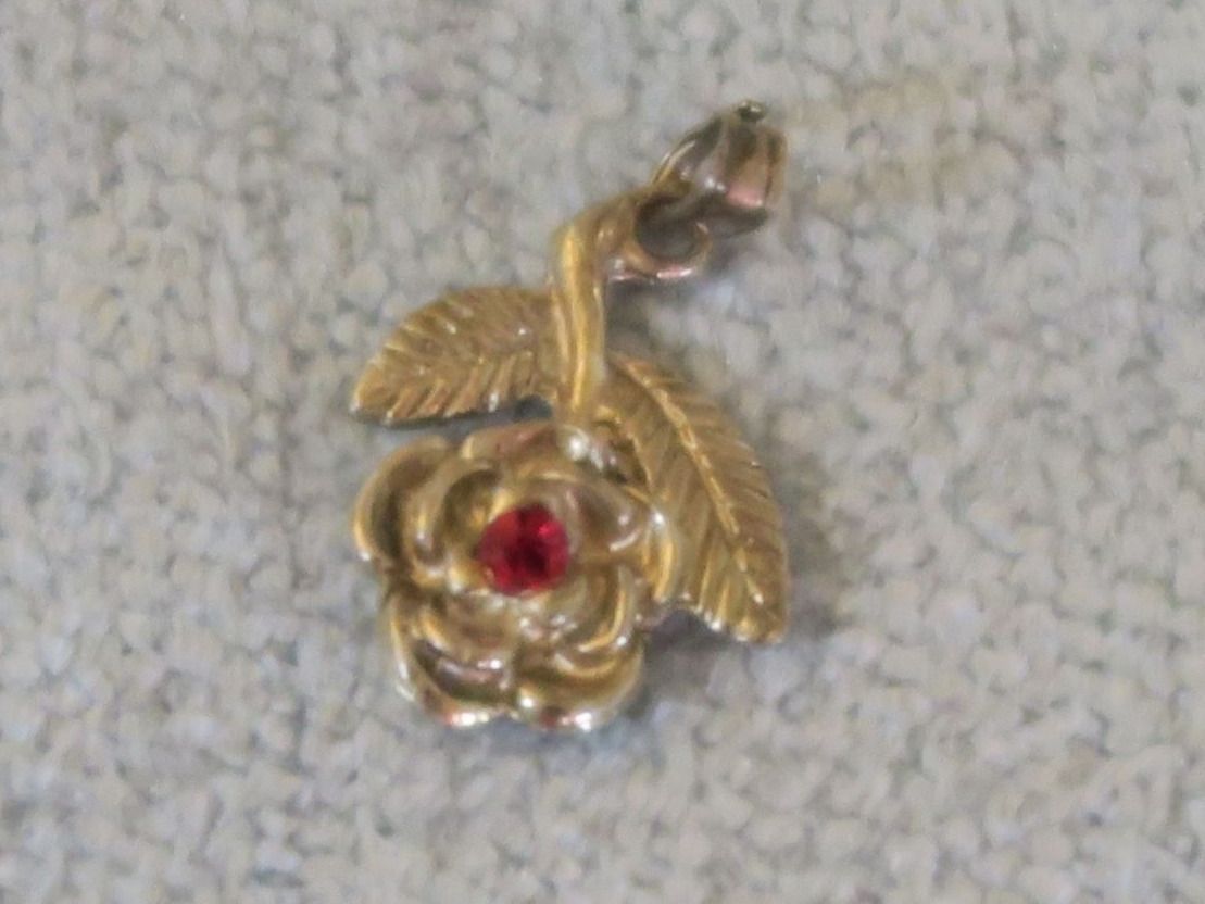 Ciondoli: Anhänger Rose – Usato da Brittnau venduto da marlenestone