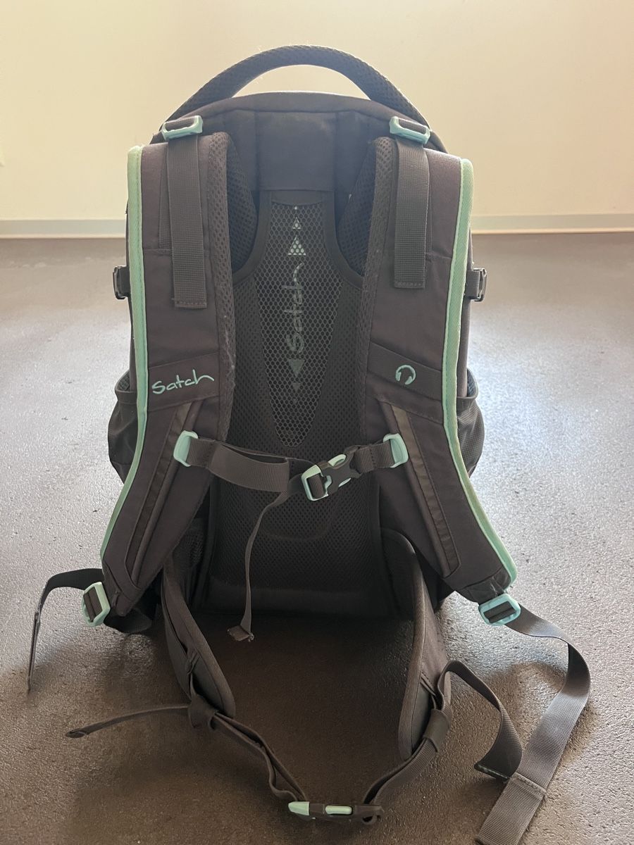 Satch Zaini: Satch Schulrucksack – Usato da Eggersriet venduto da d_rutishauser 2