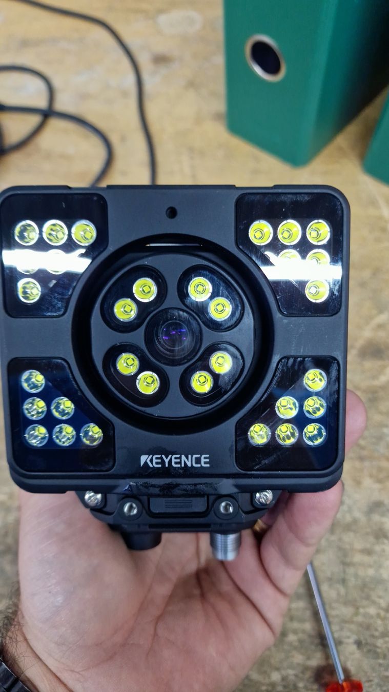 Elektronikbauteile: Keyence IV3-500CA Vision Sensor - Top Zustand – Gebraucht aus Gams von Shilastar