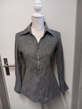 NILE Bluse Gr.M, Baumwolle, Muster gestickt, grau