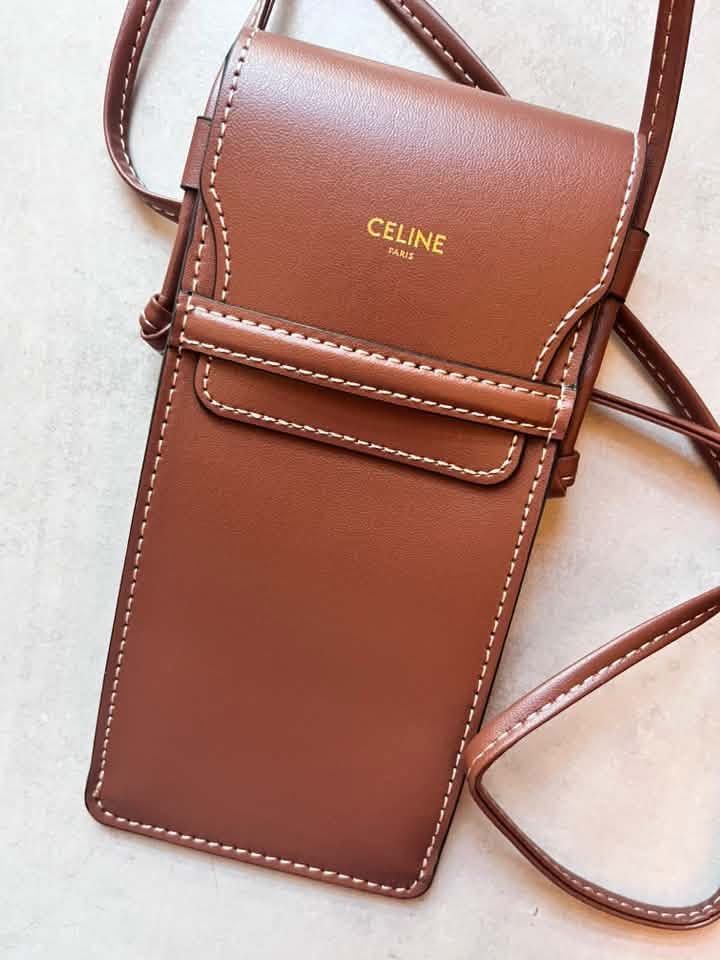 Celine Borse: Celine sunglasses case in brown – Nuovo e nell'imballaggio originale da Dietikon venduto da k.val 1