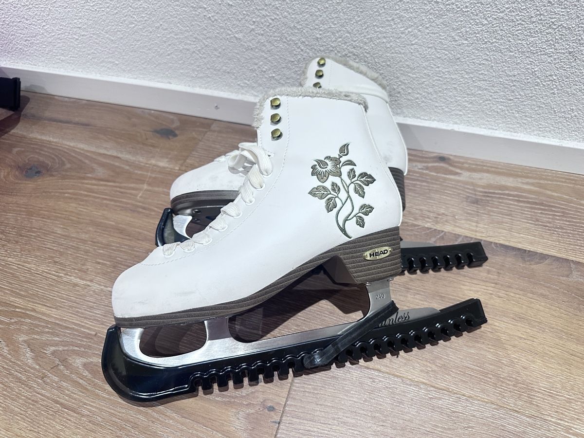 Head Pattini da ghiaccio: Eiskunstschuhe mit Tasche und Handschuhe – Nuovo (secondo la descrizione) da Horw venduto da Chilemba