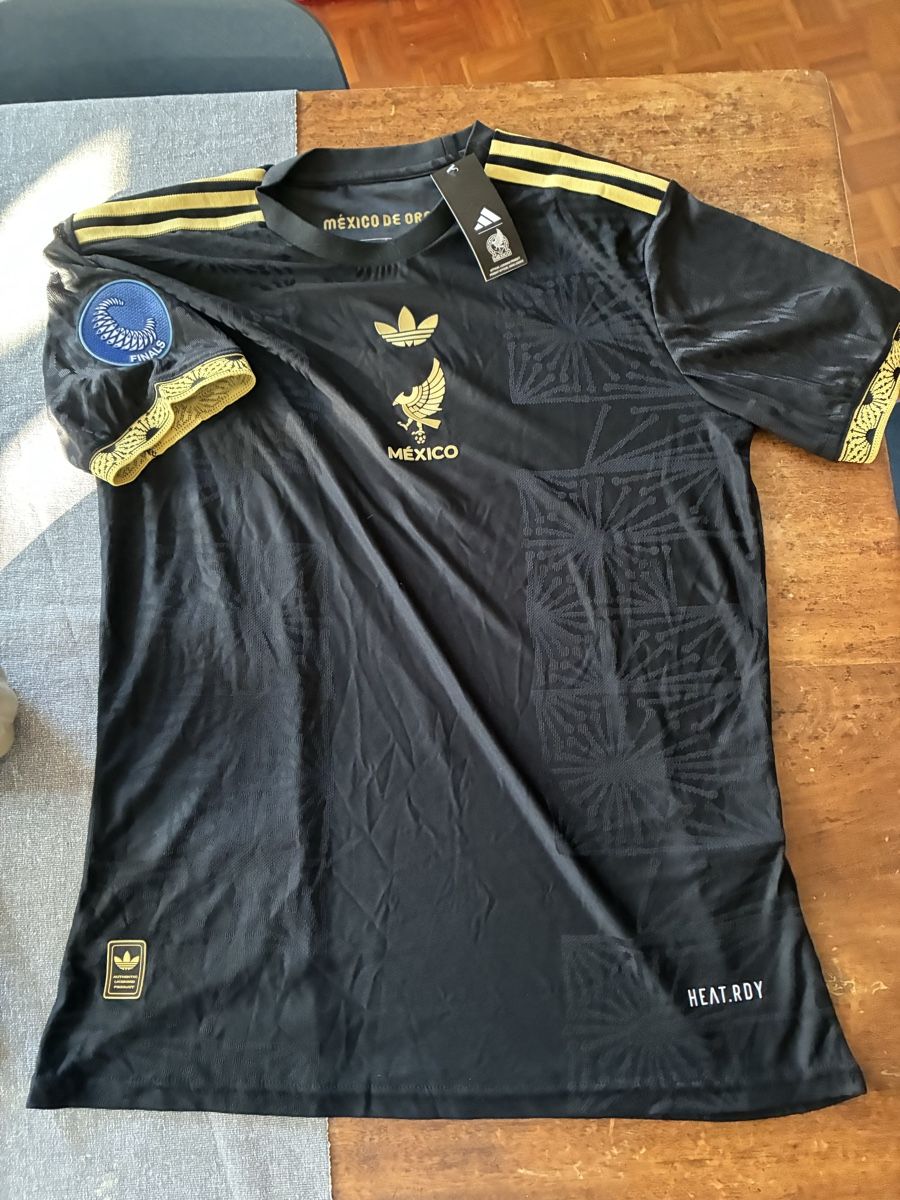 Adidas Canottiere & Pantaloni: Mexico de Oro Trikot Xl slim fit mit patch – Nuovo (secondo la descrizione) da Giubiasco venduto da eti_55yn