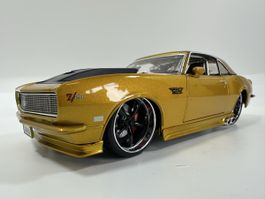 1968 Chevrolet Camaro Z/28 1:18, gold-schwarz,ProRodz MAISTO