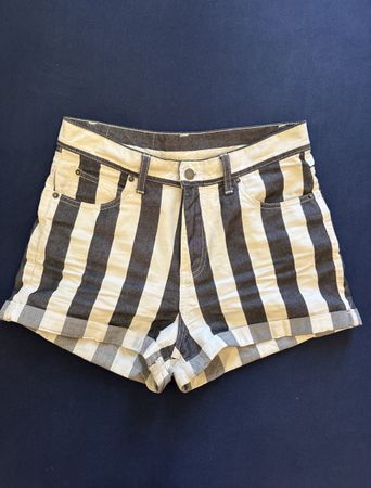 Shorts gestreift Grösse 27 guter Zustand