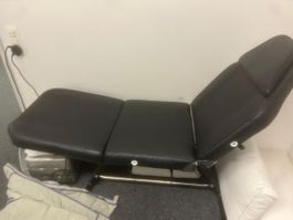 Kosmetikliege / Massageliege