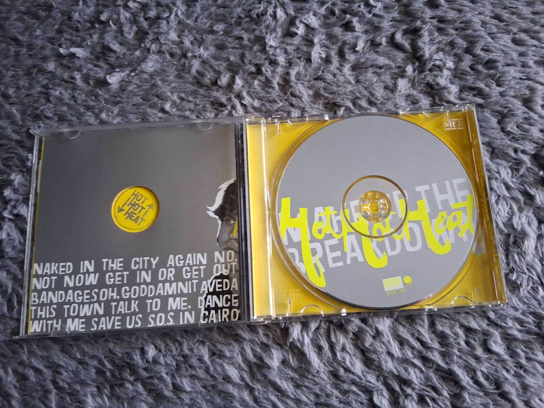 CD: HOT HOT HEAT     MAKE UP THE BREAKDOWN       CD – Usato da Wetzikon ZH venduto da Ramones01 2
