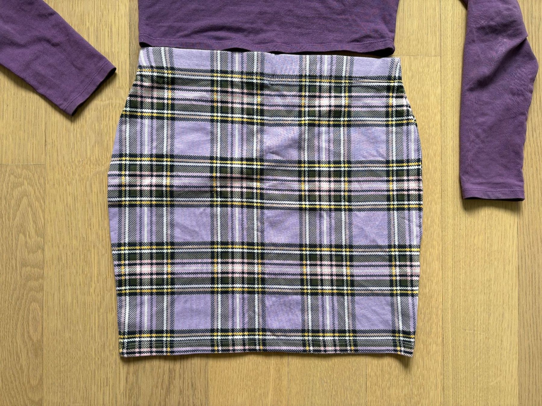 Röcke: Jupe, Mini-Rock und Langarm-Shirt Gr.S – Gebraucht aus Gossau SG von Black-Queen 2