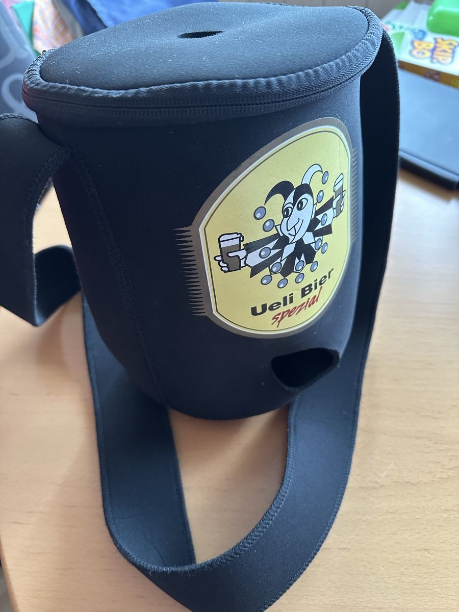 Accessoires: Hülle Urlibier Fässchen Neopren – D'occasion à Gelterkinden par pebege 2
