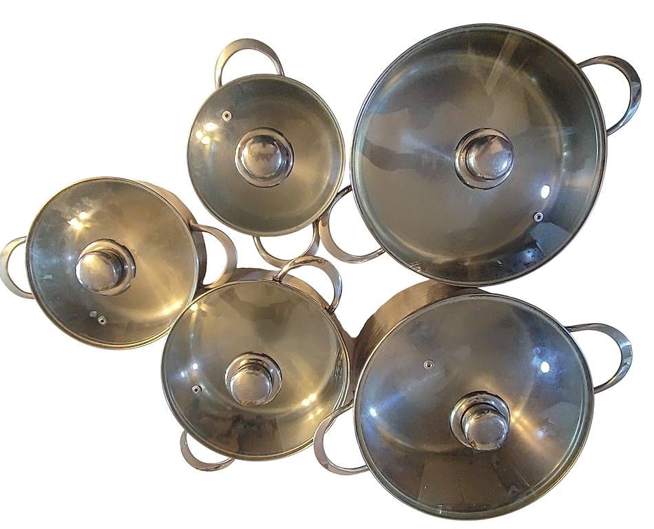 Casseroles: Set de Casseroles avec couvercle  – D'occasion à Genf par AdiOs2