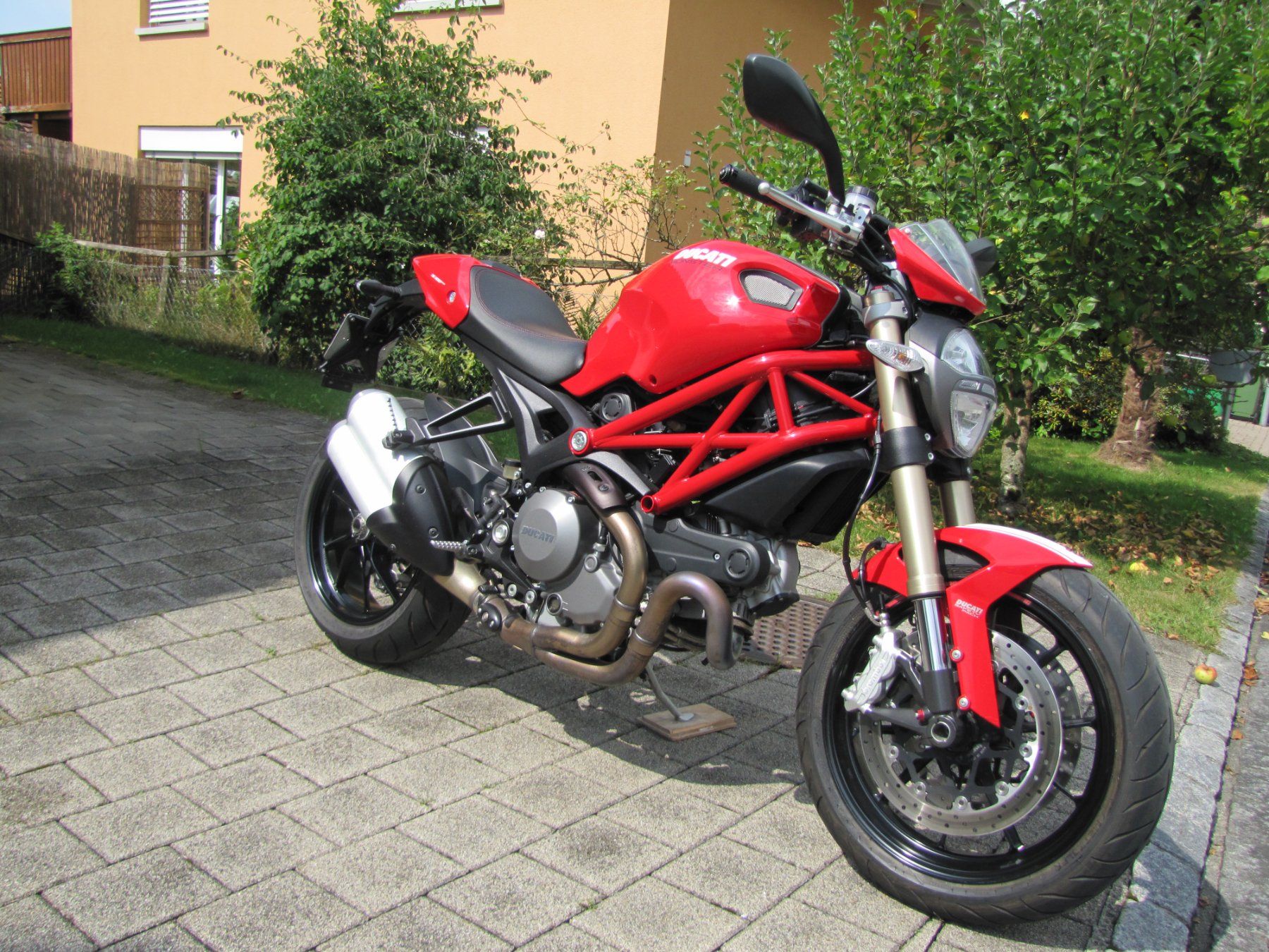 Ducati Strada: Ducati Monster 1100 EVO ABS – Usato da Schänis venduto da Werma1