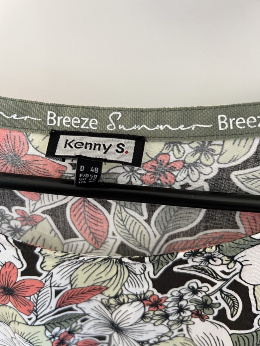 Chemisiers: Blouse kenny’s 48 – D'occasion à Tavannes par flodoc