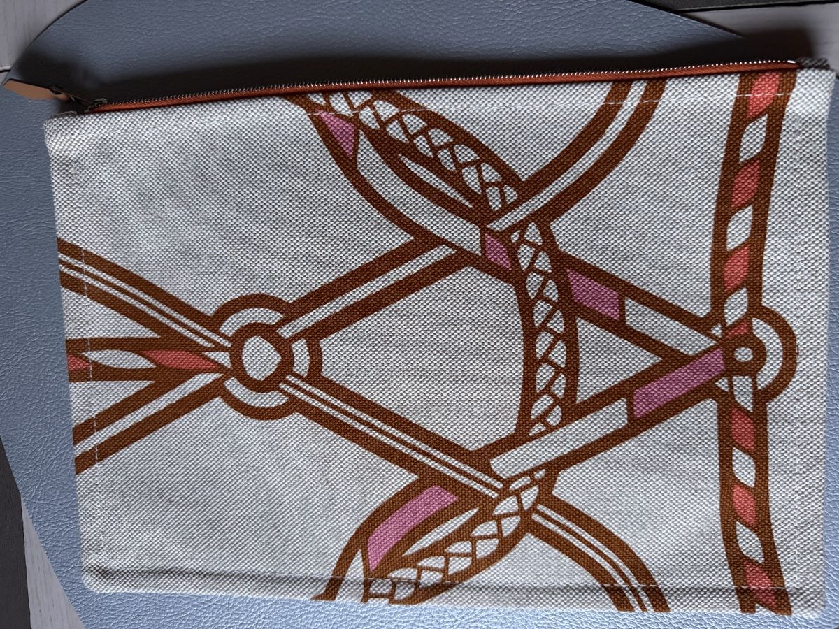 Hermès Custodie per cosmetici: Hermès Trousse Bain – Nuovo e nell'imballaggio originale da Genève venduto da Allisgood 1