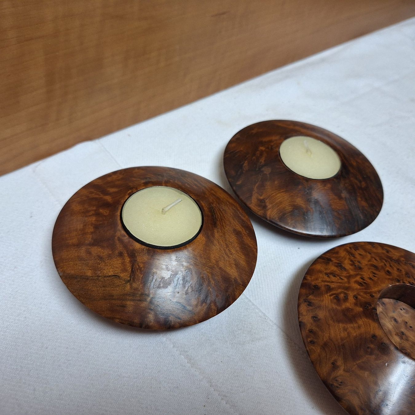 Kerzenständer: Schöne originelle Teelichter-Halter, Holz – Gebraucht aus Winterthur von Goldpipau 4