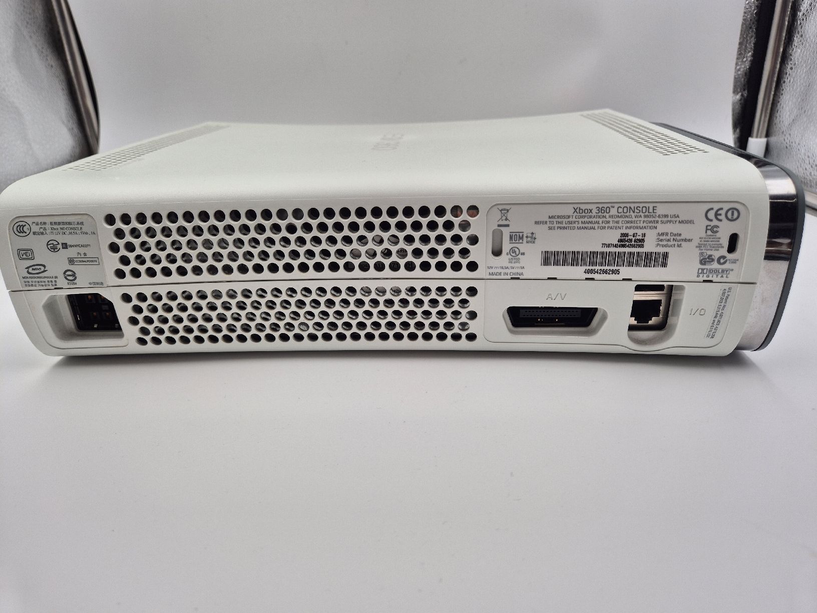 Microsoft Console: Xbox 360 Konsole mit Controller & 6 Spiele  – Usato da Ettiswil venduto da beekeper13 5