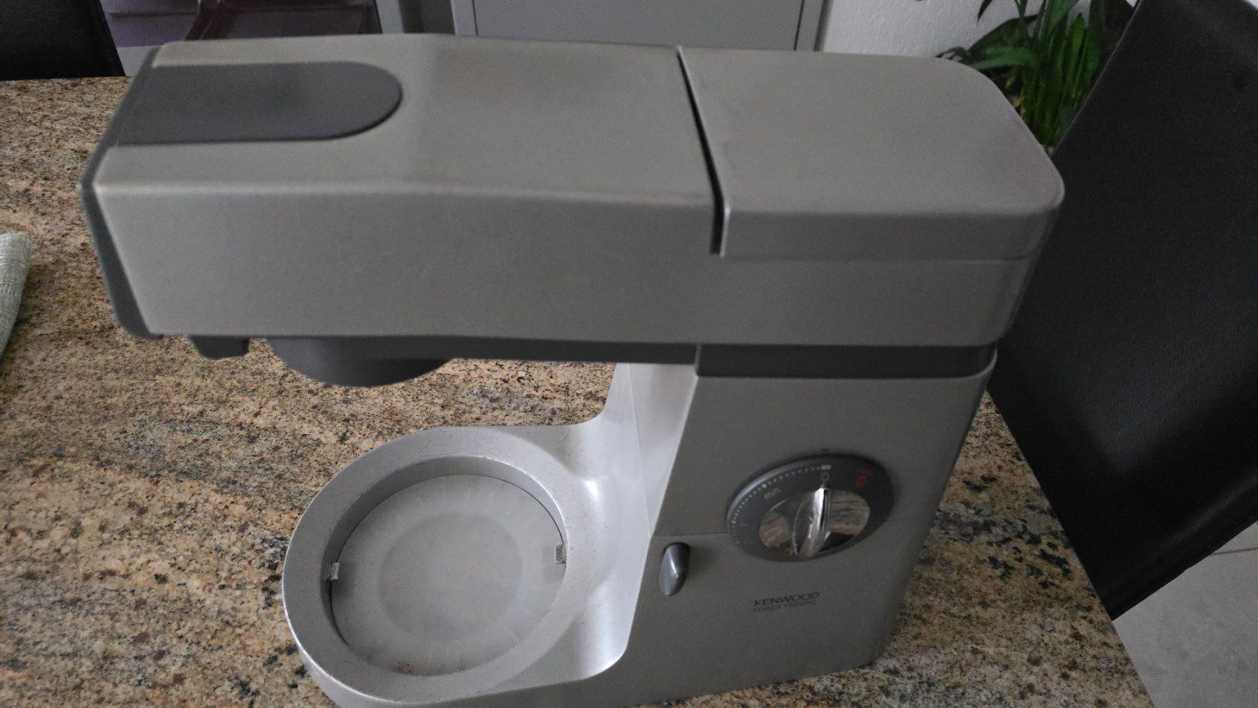 Kenwood Küchengeräte: Kenwood Küchenmaschine – Defekt aus Wohlen AG von Mikisal