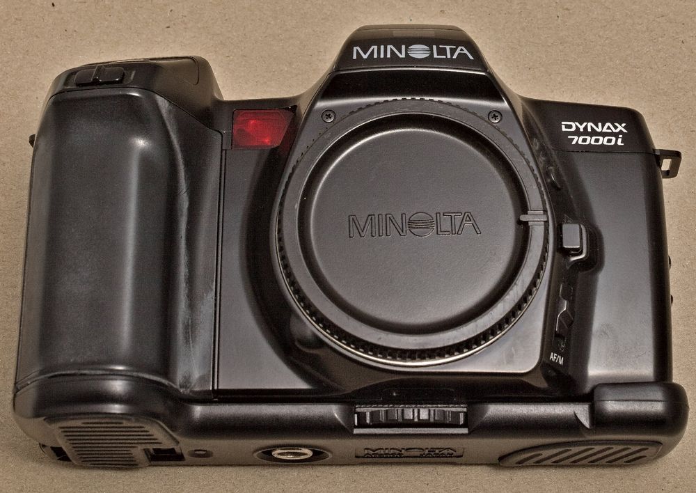 Minolta Fotocamera: Spiegelreflexkamera Minolta Dynax 7000i (1988-1991) – Usato da Reinach BL venduto da Thomas_Basel