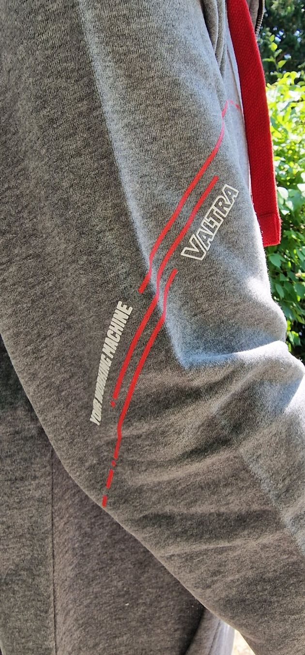 Giacche: Valtra Kapuzenjacke – Nuovo e nell'imballaggio originale da Reinach AG venduto da Stalder-Technik 2