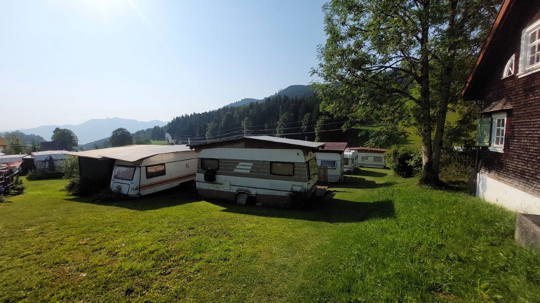 Mobile-home: Wohnwagen inkl. Anbau & Sitzplatz – D'occasion à Urdorf par fra_2bb7 2