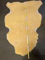 Echtes Schaffell beige ca 120 cm Länge guter Zustand