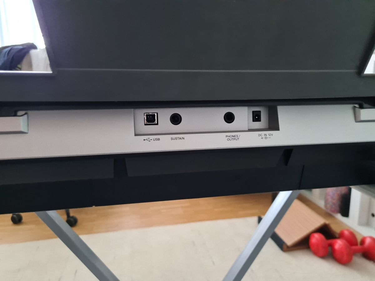 Yamaha Strumenti musicali: Keyboard Yamaha PSR413 – Usato da Jona venduto da Ressan100 1