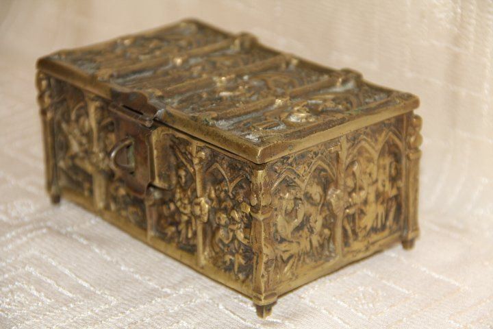 Altro in Decorazioni & Accessori: Antique  coffret en bronze . – Usato da Praz (Vully) venduto da pikuluka1 1