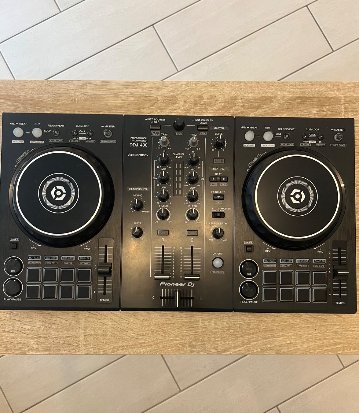 Pioneer Console di mixaggio: DDJ 400 – Usato da Bex venduto da gef_yj5c