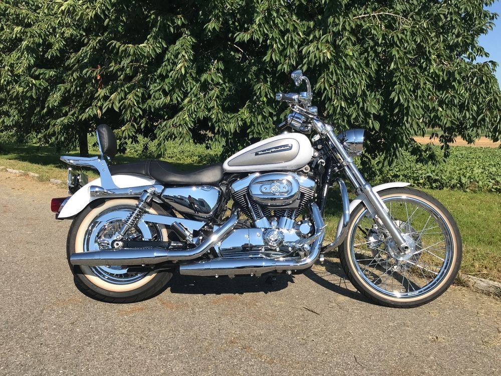 Harley-Davidson Chopper: 2010 Harley-Davidson XL883C Sportster – Usato da Ueberstorf venduto da metalqueen.ch