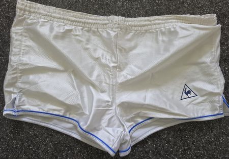 Le Coq Sportif Shorts Weiss Grösse 90 guter Zustand Vintage