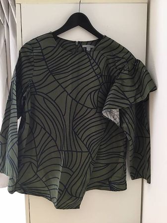 COS Damenbluse grün gemustert Gr. 34 Volant