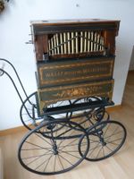 Unikat, Antike Museale Drehorgel mit Fahrgestell.
