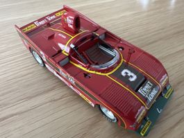 1:43 Modellauto wie auf den Bildern ersichtlich