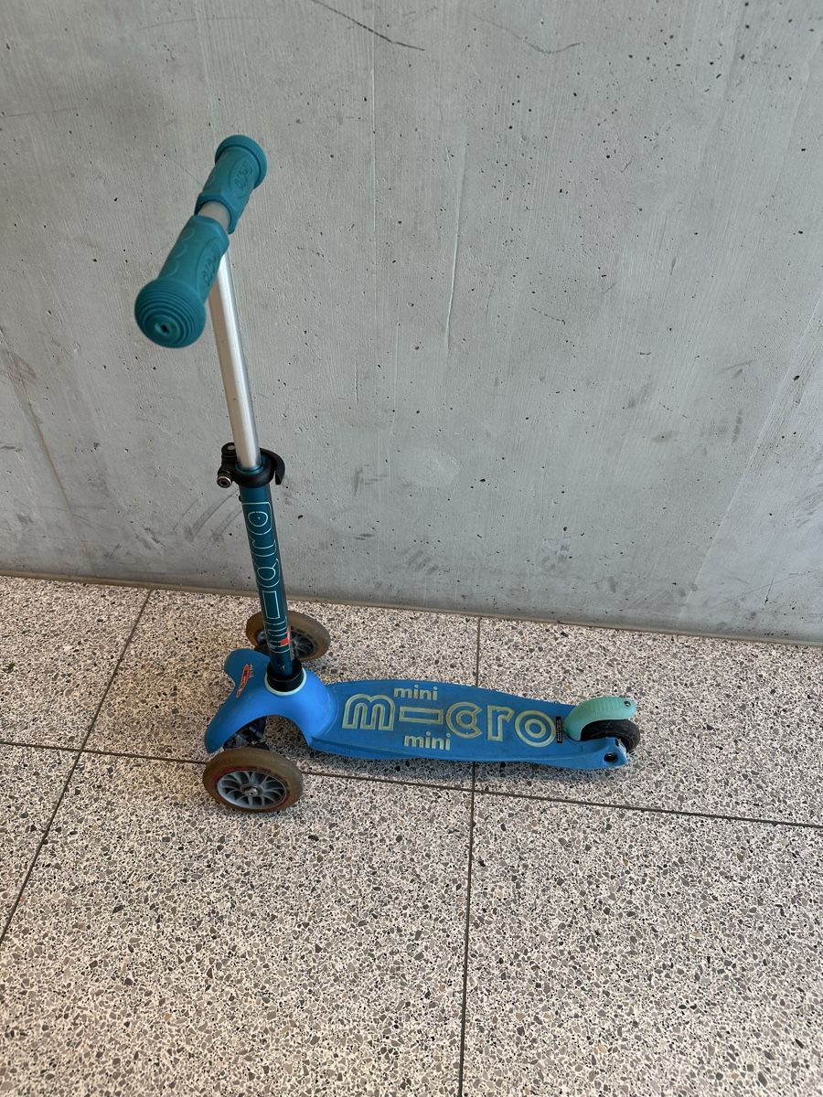 Micro Véhicules pour enfants: Micro Mini Kinderroller – D'occasion à Basel par ItsRaffi88 1