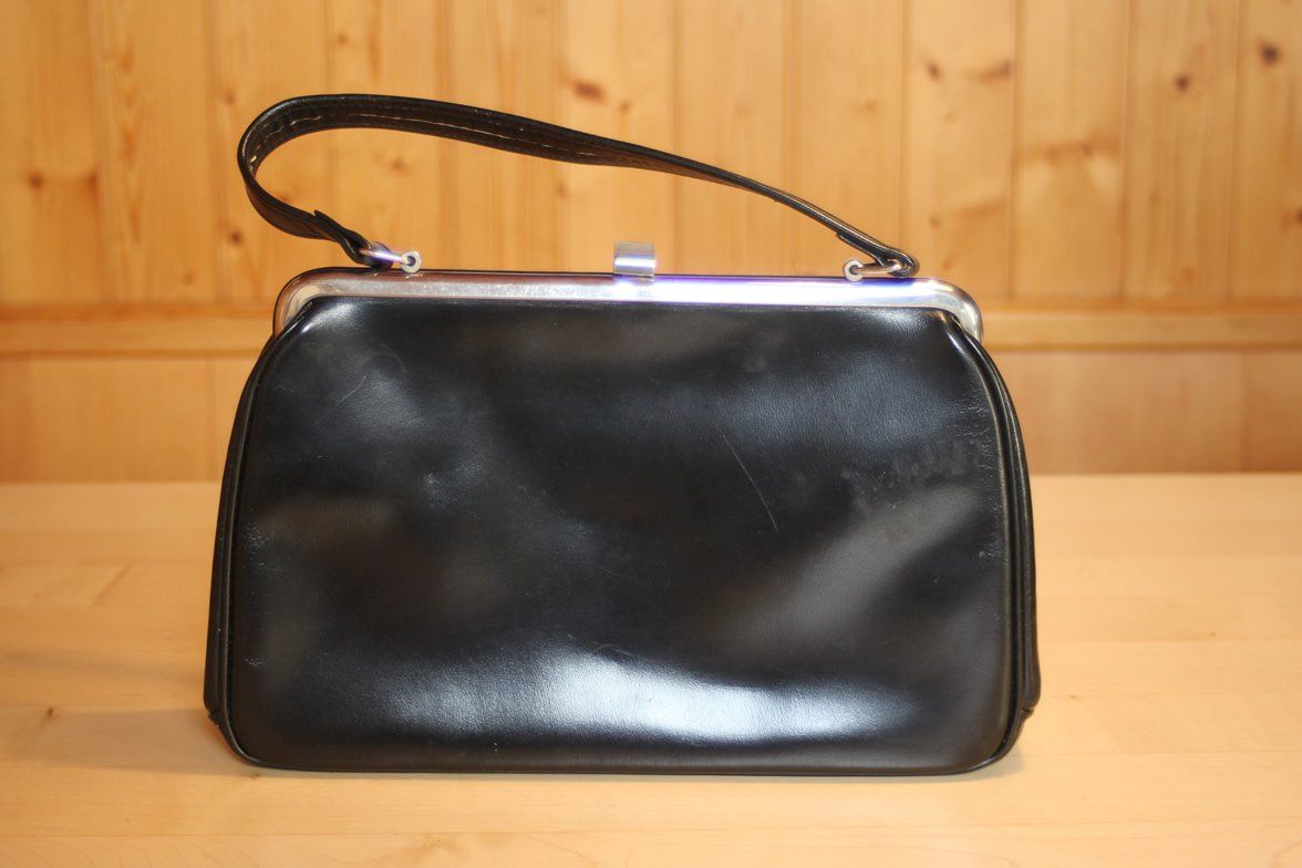 Borse da donna: Lederhandtasche vintage – Usato da Sumiswald venduto da Lottie22 1