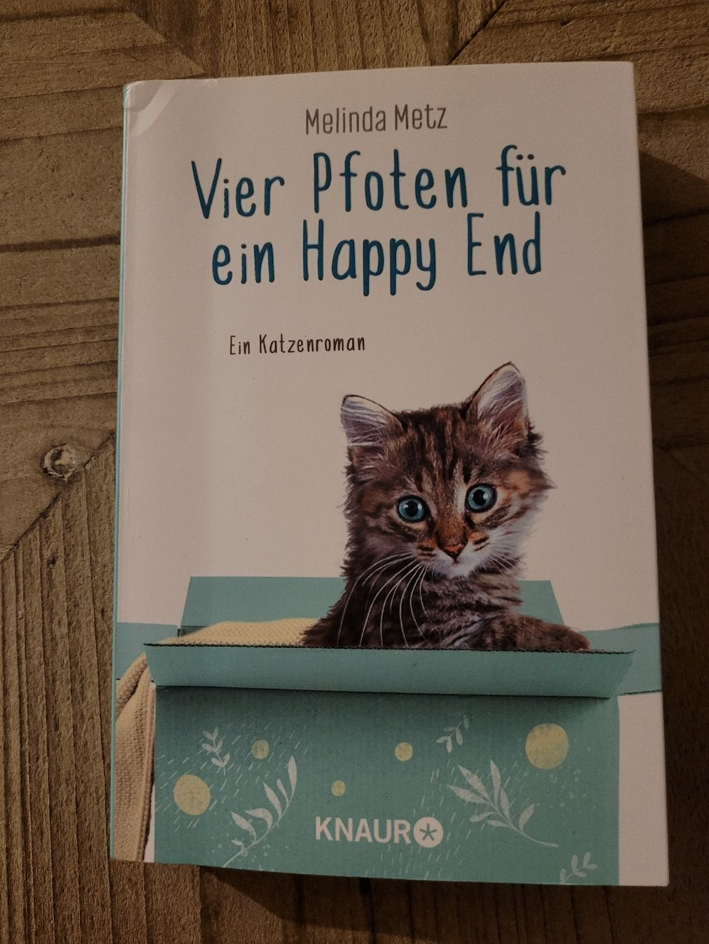 Libri: Vier Pfoten für ein Happy End – Usato da Perlen venduto da Safari_23