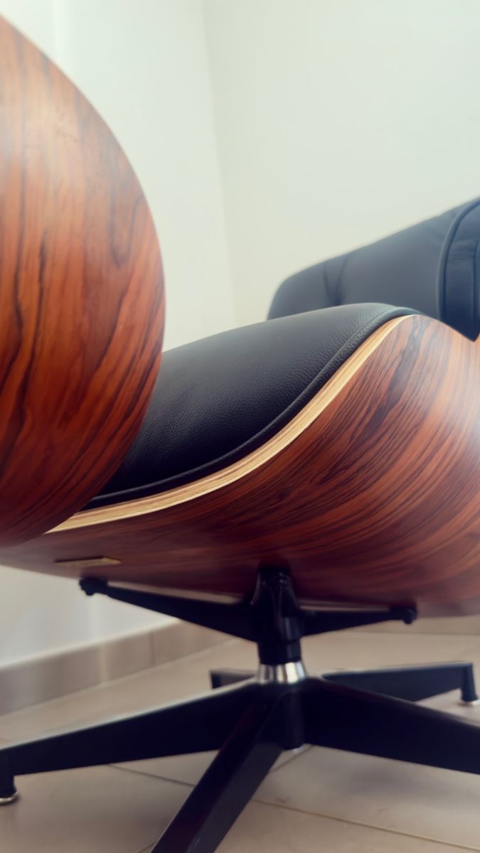 Liegen & Liegestühle: Design Lounge Sessel mit Ottoman – Gebraucht aus Perly von Mudre 2