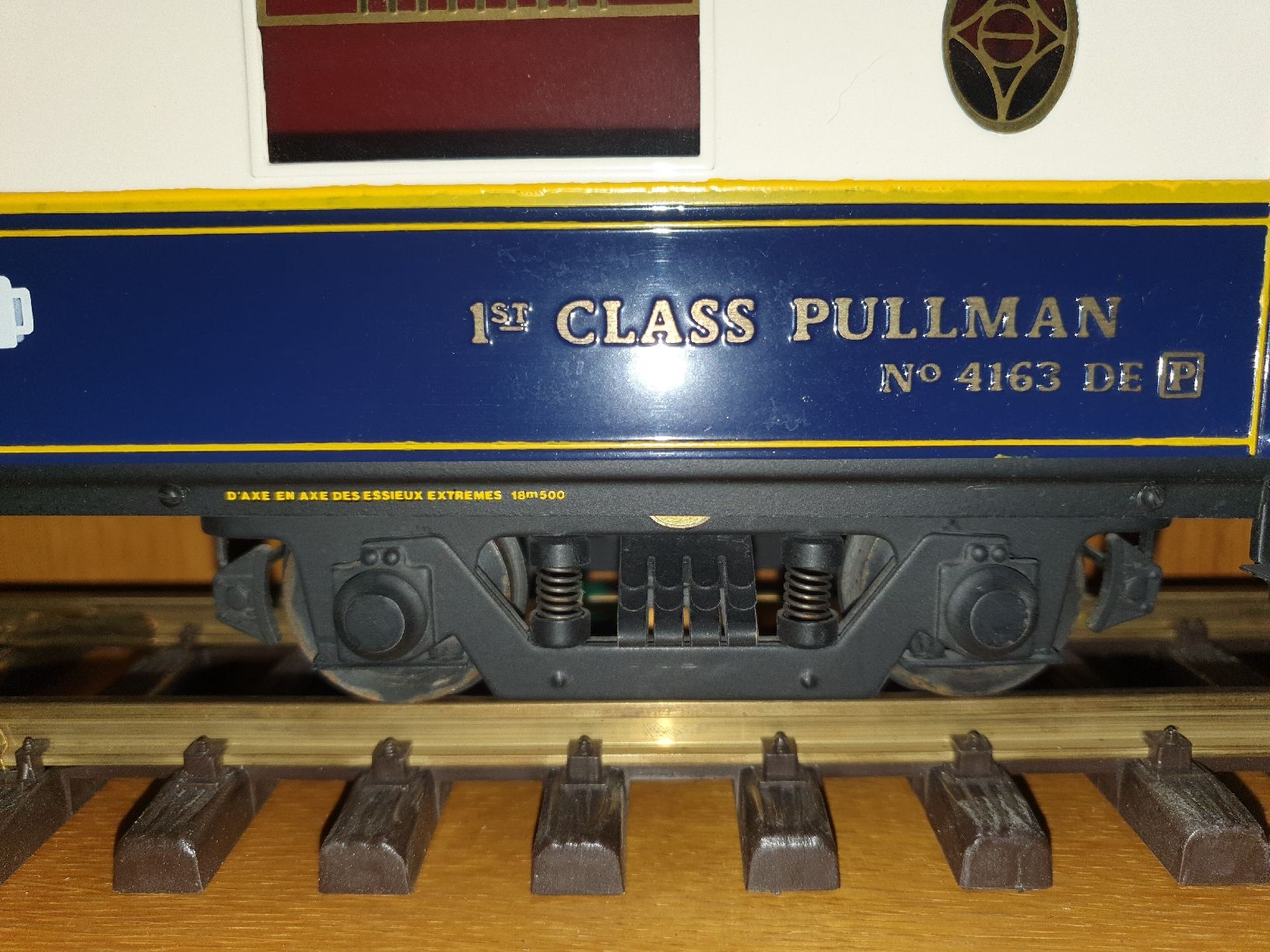 Modellini di ferrovie: J&M Models E 19 inkl. 2 Pullman Wagen Spur 1 – Nuovo (secondo la descrizione) da Münsingen venduto da wd65 5