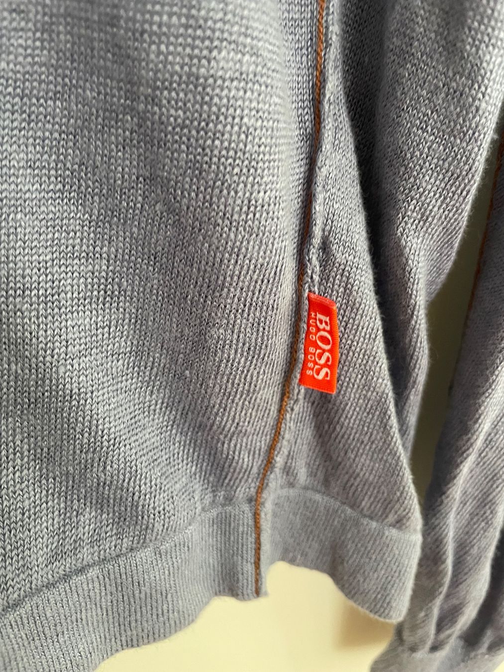 Hugo Boss Pullover & Sweatshirts: Herren Linenpullover Pullover Hugo Boss Lila – Gebraucht aus Buchs SG von VintageHomeCH 3