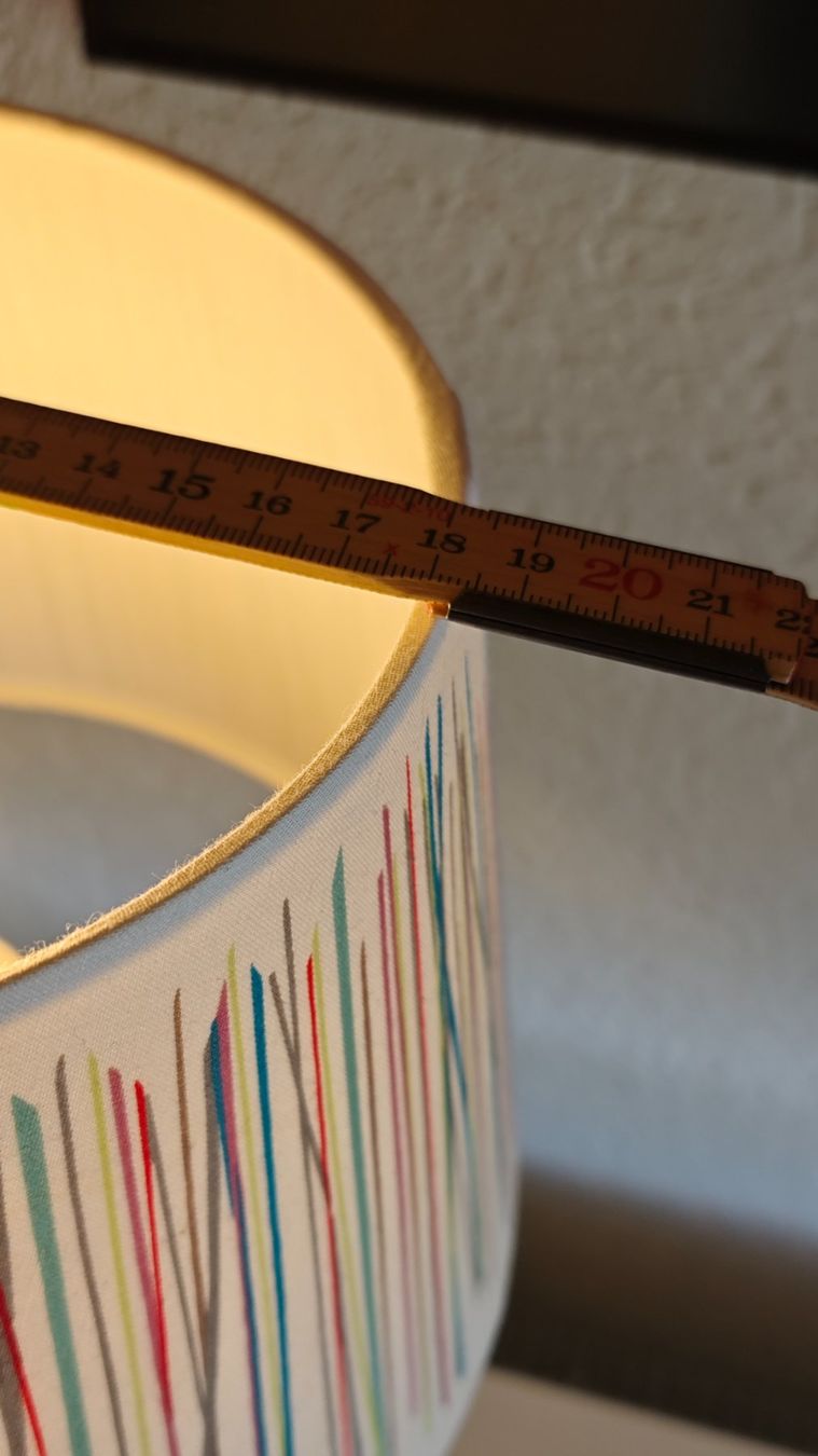 Lampade: Tischlampe mit farbigem Schirm – Usato da Sörenberg venduto da bol_8lfr 2
