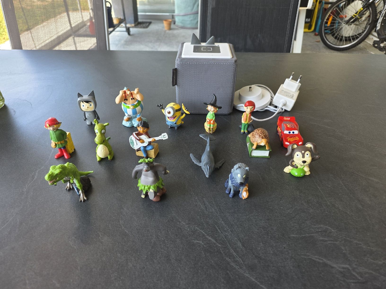 Audiolibri: Toniebox mit 15 Hörspielfiguren – Usato da Kloten venduto da MichelleS 1