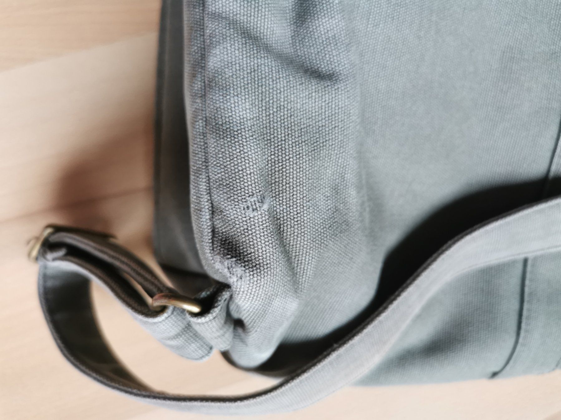 Ta Tha Ta Zaini: Taschen/Rucksack Ta.Tha.Ta – Usato da Geuensee venduto da claukau 2