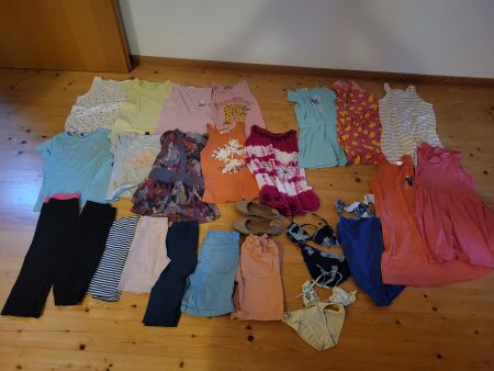 Kleiderpaket Mädchen Grösse 140 Frühling/Sommer