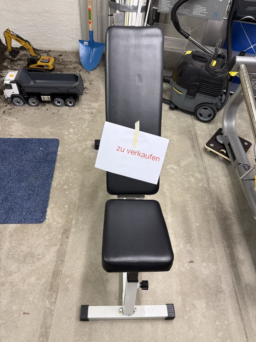 Hometrainer: Verstellbare Trainingsbank 140 x 70 – Usato da Seuzach venduto da ann_w2zc