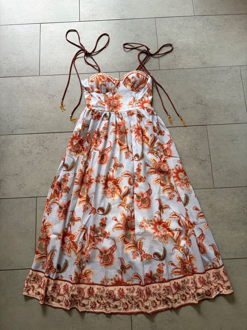 Vestiti: Bustier Summer Floral Midi Dress – Nuovo (secondo la descrizione) da St.Josefen venduto da lop_lh8d 8