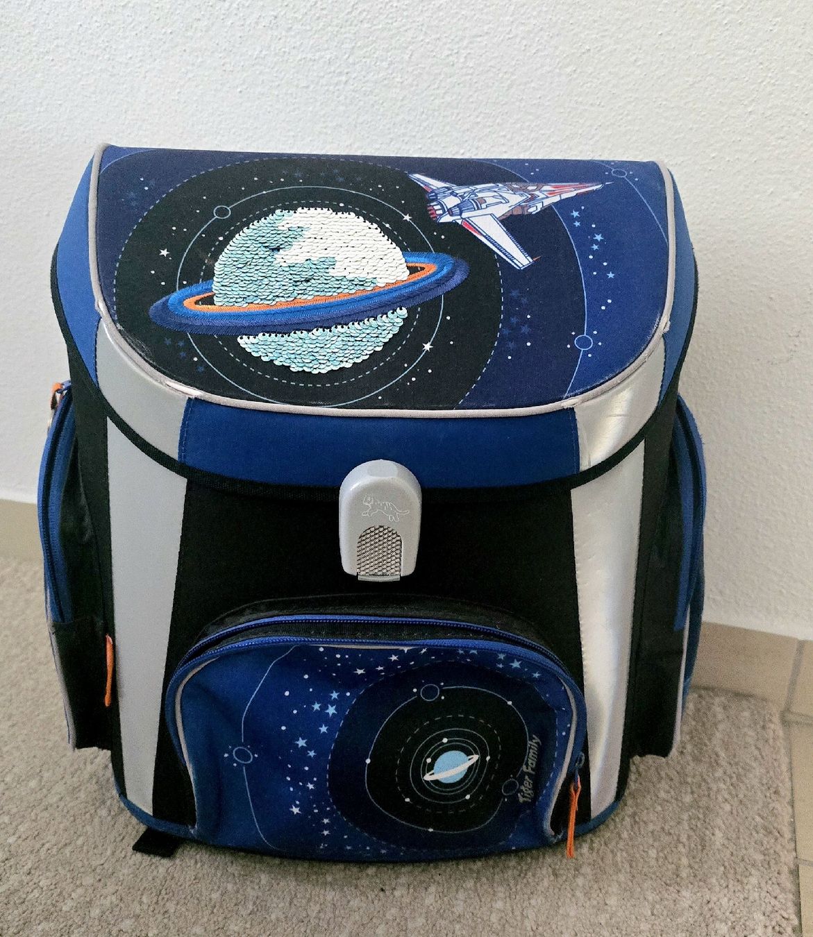 Zaini: Space Explorer School Backpack - Great Condition for School! – Usato da Regensdorf venduto da eri_mm9s 1
