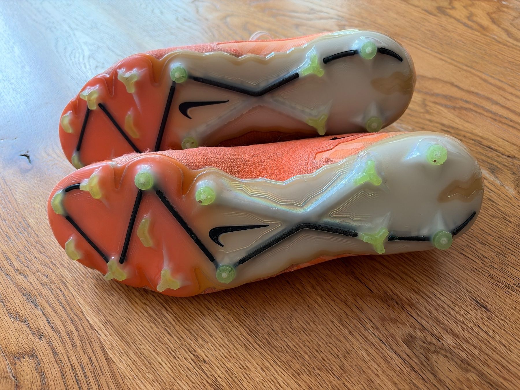 Nike Herrenschuhe: Fussballschuhe Nike Phantom Gr. 43 – Gebraucht aus Bern von chrimi05 3
