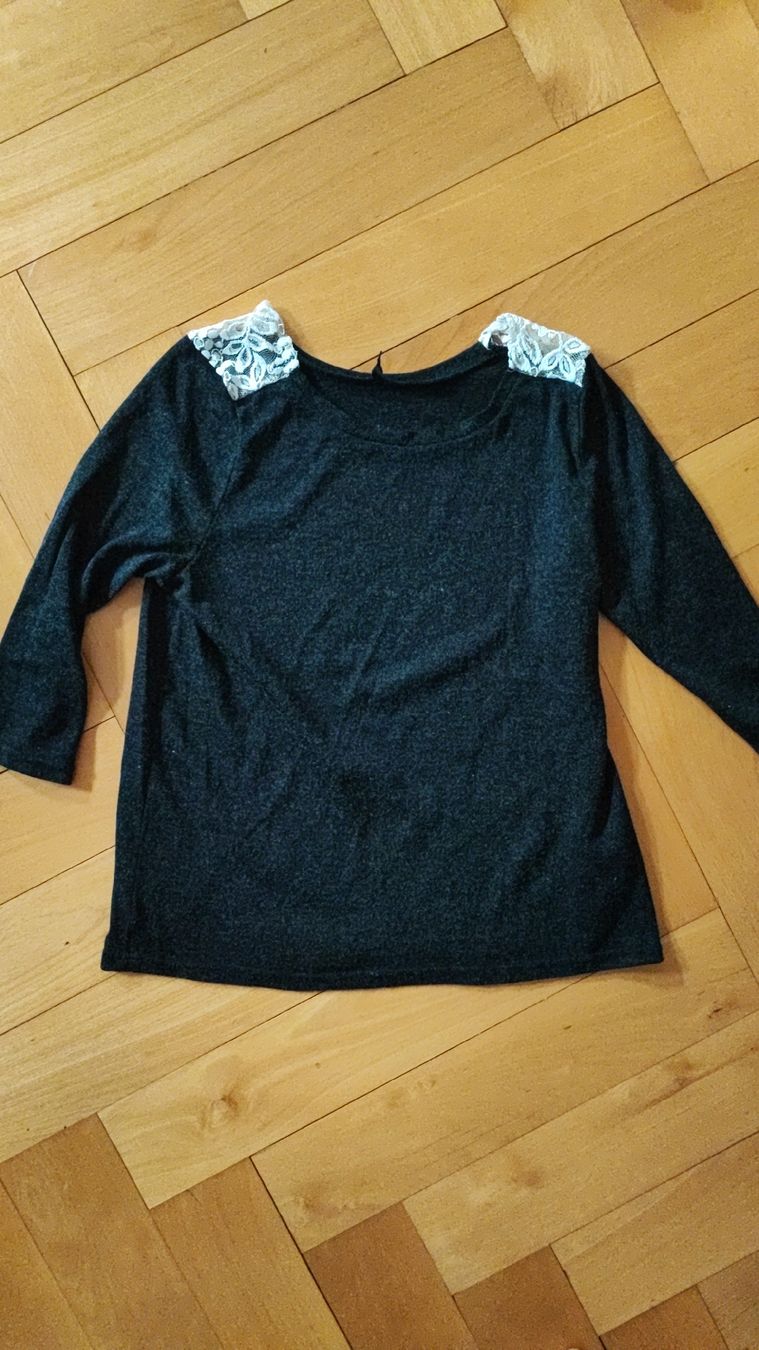 Pullover & Sweatshirts: Pullover – Gebraucht aus St. Gallen von liamonmara